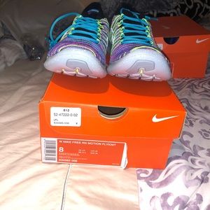 Nike Shoes - Nike Free Run Motion FlyKnit Nike Shoes - Nike Free Run Motion FlyKnit